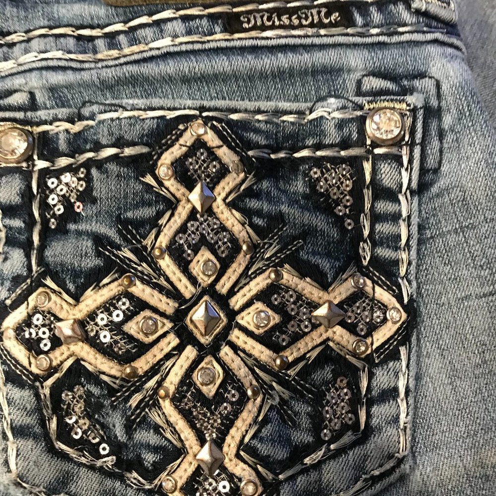Miss Me Jeans size 27 Boot Cut
